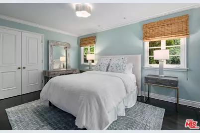 1110 Benedict Canyon Dr, Beverly Hills, CA 90210 - Photo 30