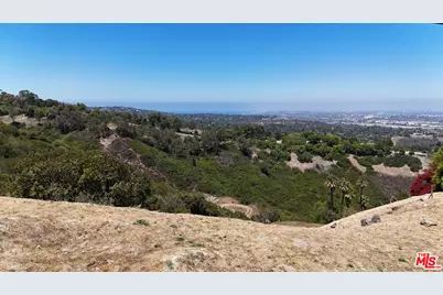 14 Bronco Dr, Rancho Palos Verdes, CA 90275 - Photo 4