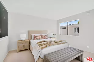 15167 Magnolia Blvd, Sherman Oaks, CA 91403 - Photo 16