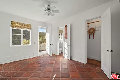 2109 Castilian Dr, Los Angeles, CA 90068 - Photo 22