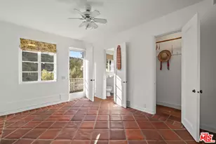 2109 Castilian Dr, Los Angeles, CA 90068 - Photo 22