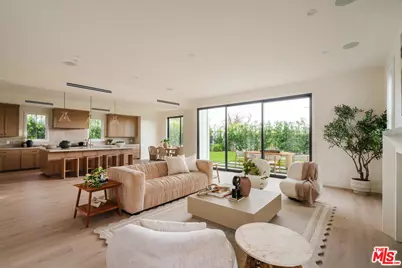 16008 Miami Way, Pacific Palisades, CA 90272 - Photo 2