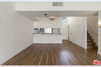1900 Vine St #403, Los Angeles, CA 90068 - Photo 4