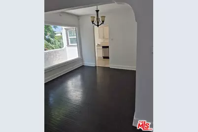 2232 S Ridgeley Dr, Los Angeles, CA 90016 - Photo 22