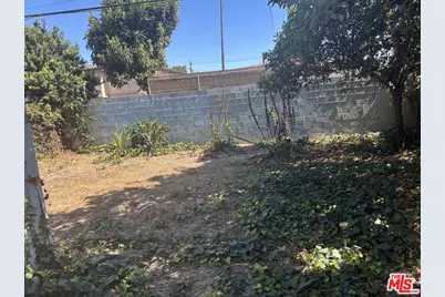 2232 S Ridgeley Dr, Los Angeles, CA 90016 - Photo 10