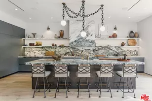 324 S Medio Dr, Los Angeles, CA 90049 - Photo 8