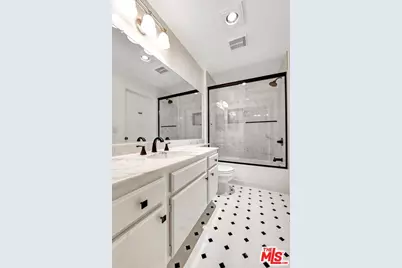 14823 Sherman Way #4, Van Nuys, CA 91405 - Photo 20
