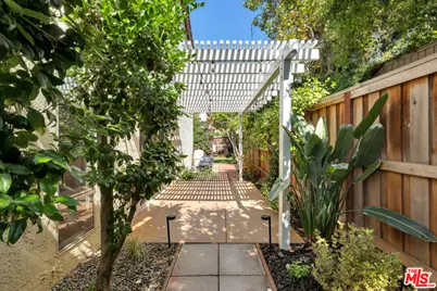 603 Racquet Club Ln, Thousand Oaks, CA 91360 - Photo 22