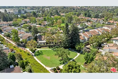 603 Racquet Club Ln, Thousand Oaks, CA 91360 - Photo 40