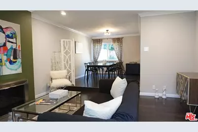 5644 Etiwanda Ave #7, Tarzana, CA 91356 - Photo 2