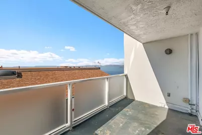615 Esplanade #512, Redondo Beach, CA 90277 - Photo 12