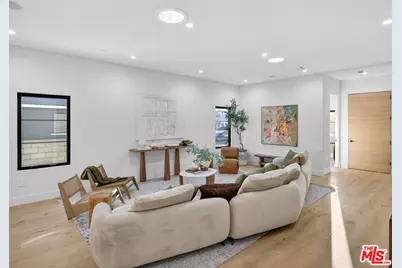 8404 Gonzaga Ave, Los Angeles, CA 90045 - Photo 4