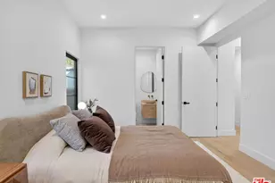 8404 Gonzaga Ave, Los Angeles, CA 90045 - Photo 56