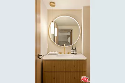 13700 Marina Pointe Dr #1410, Marina del Rey, CA 90292 - Photo 16