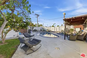 7959 Bothwell Rd, Reseda, CA 91335 - Photo 38