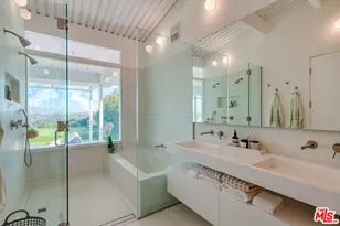 2262 Stradella Rd, Los Angeles, CA 90077 - Photo 22