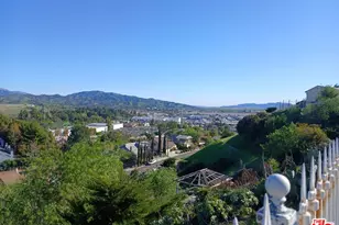 10648 Empire Dr, Pacoima, CA 91331 - Photo 4