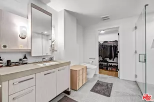 10777 Wilshire Blvd, Los Angeles, CA 90024 - Photo 14