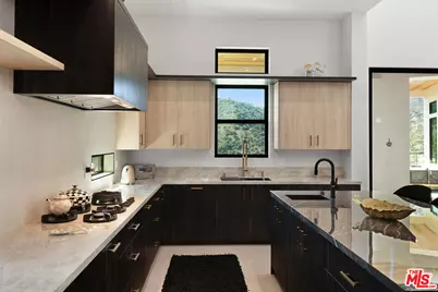 1367 Casiano Rd, Los Angeles, CA 90049 - Photo 14