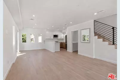 2117 Beachwood Ter, Los Angeles, CA 90068 - Photo 6