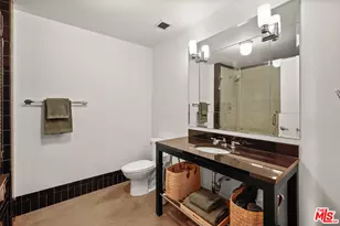849 S Broadway, Los Angeles, CA 90014 - Photo 16