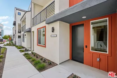 1681 Coral Sea Ln, Los Angeles, CA 90732 - Photo 1