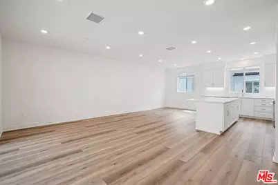 1681 Coral Sea Ln, Los Angeles, CA 90732 - Photo 10