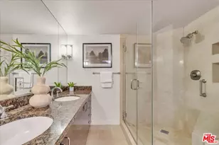 4426 Ventura Canyon Ave, Sherman Oaks, CA 91423 - Photo 24