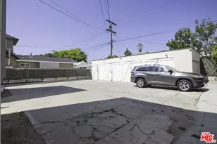 1561 S Harvard Blvd, Los Angeles, CA 90006 - Photo 18