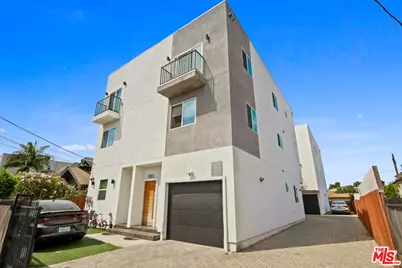 1805 S New England St, Los Angeles, CA 90006 - Photo 1