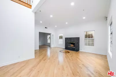 427 S Clark Dr, Beverly Hills, CA 90211 - Photo 2