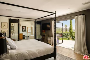 8251 Skyline Dr, Los Angeles, CA 90046 - Photo 14
