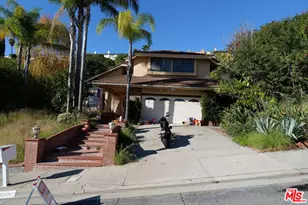 2241 Flintridge Dr, Glendale, CA 91206 - Photo 4
