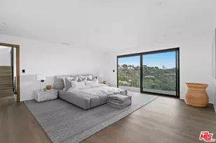 11010 Chalon Rd, Los Angeles, CA 90077 - Photo 10