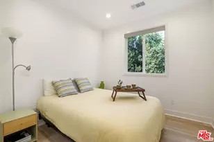1741 S Marvin Ave, Los Angeles, CA 90019 - Photo 22