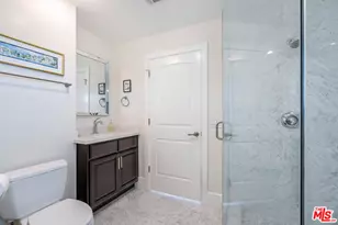 6411 W 85th St, Los Angeles, CA 90045 - Photo 16