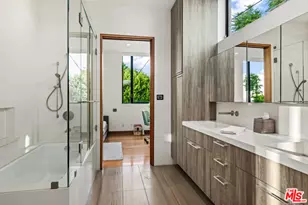 637 Olive Ave, Venice, CA 90291 - Photo 16