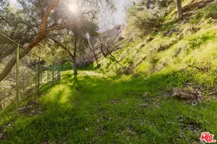 10443 Corfu Ln, Los Angeles, CA 90077 - Photo 42