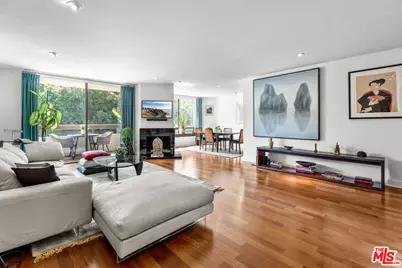 851 N Kings Rd #102, West Hollywood, CA 90069 - Photo 2