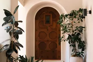 2177 Fern Dell Pl, Los Angeles, CA 90068 - Photo 2