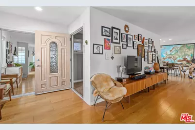 20 Quarterdeck St, Marina del Rey, CA 90292 - Photo 8