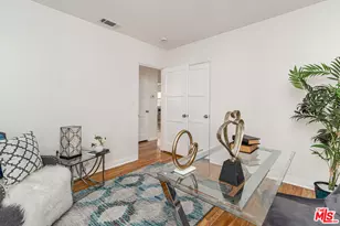 3217 Oakhurst Ave, Los Angeles, CA 90034 - Photo 16