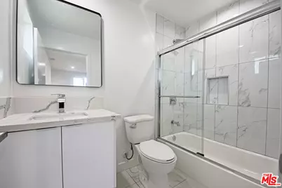 1636 Longwood Ave, Los Angeles, CA 90019 - Photo 74