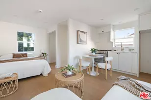 4617 10th Ave, Los Angeles, CA 90043 - Photo 36