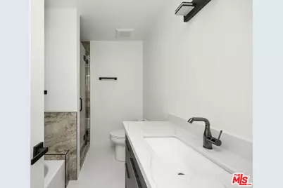10747 Wilshire Blvd #1107, Los Angeles, CA 90024 - Photo 10