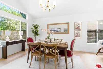 28360 Easton Ln, Santa Clarita, CA 91350 - Photo 14