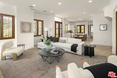 587 Entrada Dr, Santa Monica, CA 90402 - Photo 14