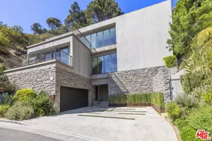 2756 Westshire Dr, Los Angeles, CA 90068 - Photo 40