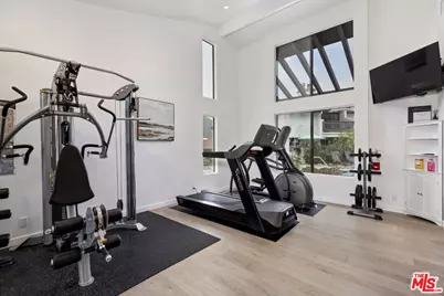 1560 Michael Ln, Pacific Palisades, CA 90272 - Photo 36