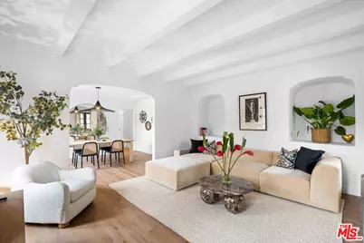 535 N Poinsettia Pl, Los Angeles, CA 90036 - Photo 6